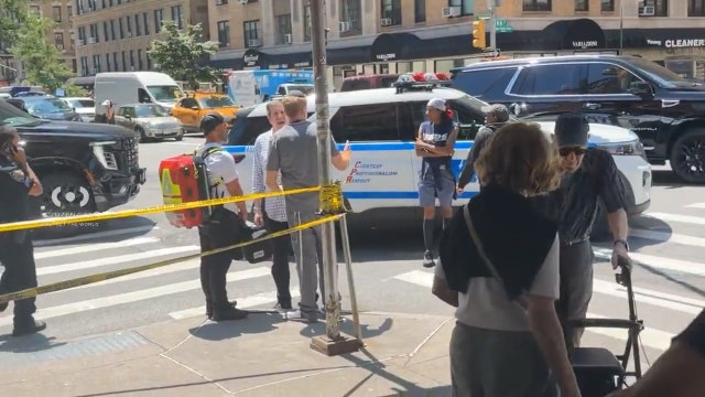 2 stabbed on Upper West Side; NYPD investigating for potential hate crime, man in custody