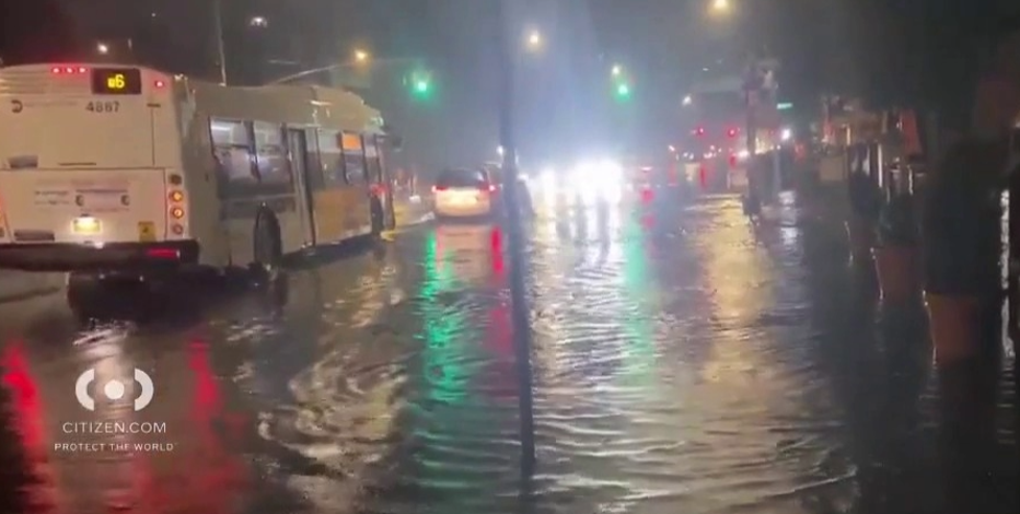 Heavy rain, flash floods, power outages bring chaotic Monday commute to NYC area
