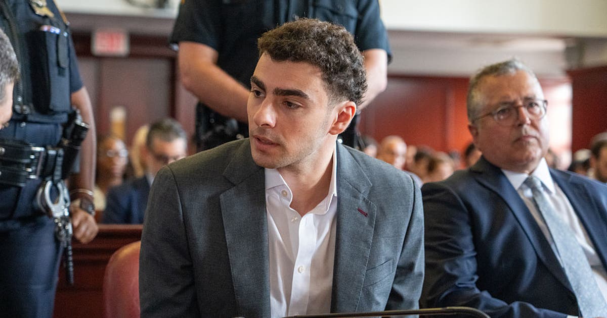 Photo: Fox5ny Luigi Mangione Expected to Plead Guilty in Federal Court