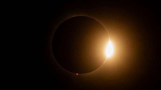 Timeline of partial solar eclipse in NYC, other US cities