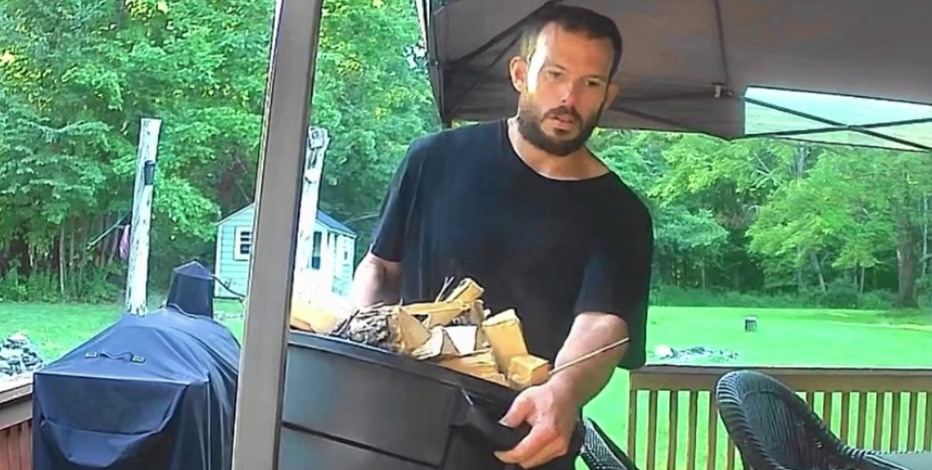 New York State Police launch manhunt after Greenville house fire; Suspect 'armed and dangerous'