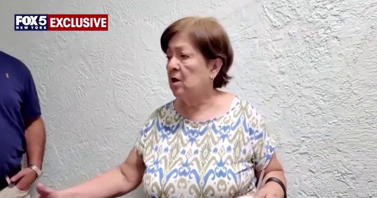 Mother of woman who stabbed 2 in Times Square speaks out
