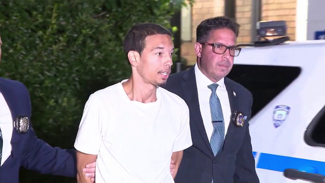 Jesus Acosta indicted on all charges in deadly Bronx bodega shooting