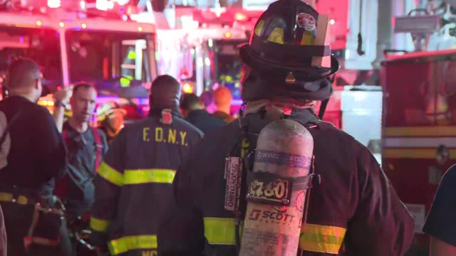 6 firefighters injured after fire rips through Williamsburg restaurant