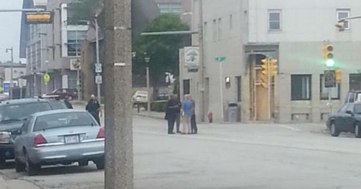 Armed robbery attempt on Milwaukee's south side leads to robber being ...