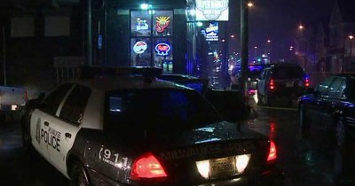 Two shot, injured during robbery on city's south side | FOX6 Milwaukee