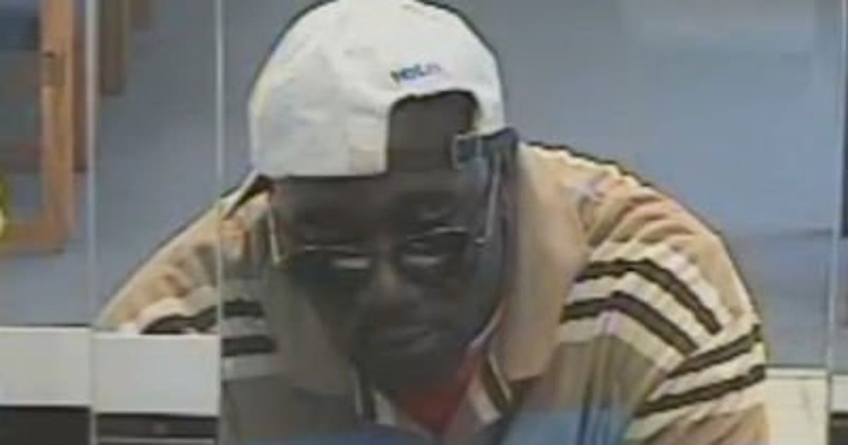 Police ask for help to identify Bank Mutual robbery suspect | FOX6 ...