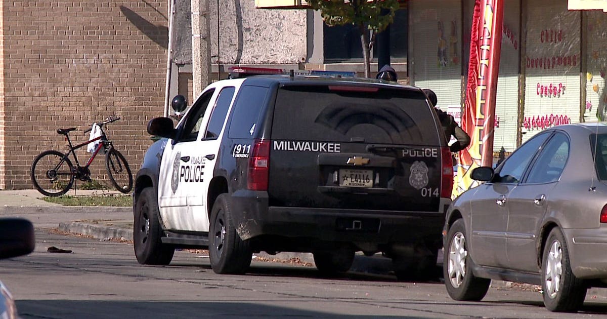 Police: 2 injured in double shooting on Milwaukee's north side | FOX6 ...