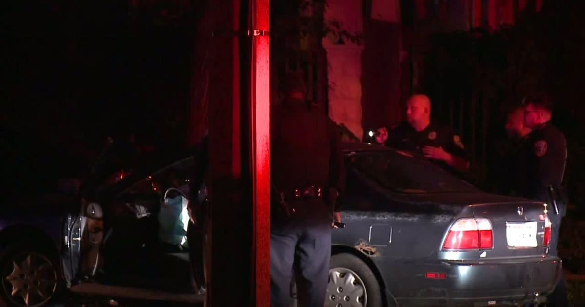1 in custody following crash on Milwaukee's south side | FOX6 Milwaukee