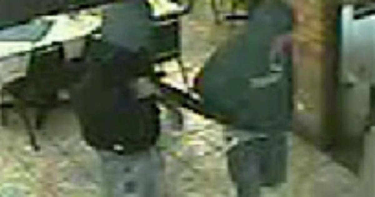 Recognize them? Milwaukee police seek 2 suspects after armed robbery at ...
