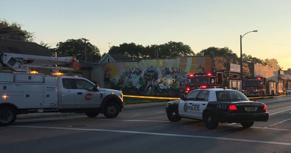 No injuries in fire at grocery store near 48th and Center | FOX6 Milwaukee