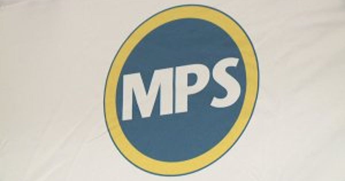 Mps Sign MPS to expand Stop, Grab, Go locations around district | FOX6 Milwaukee