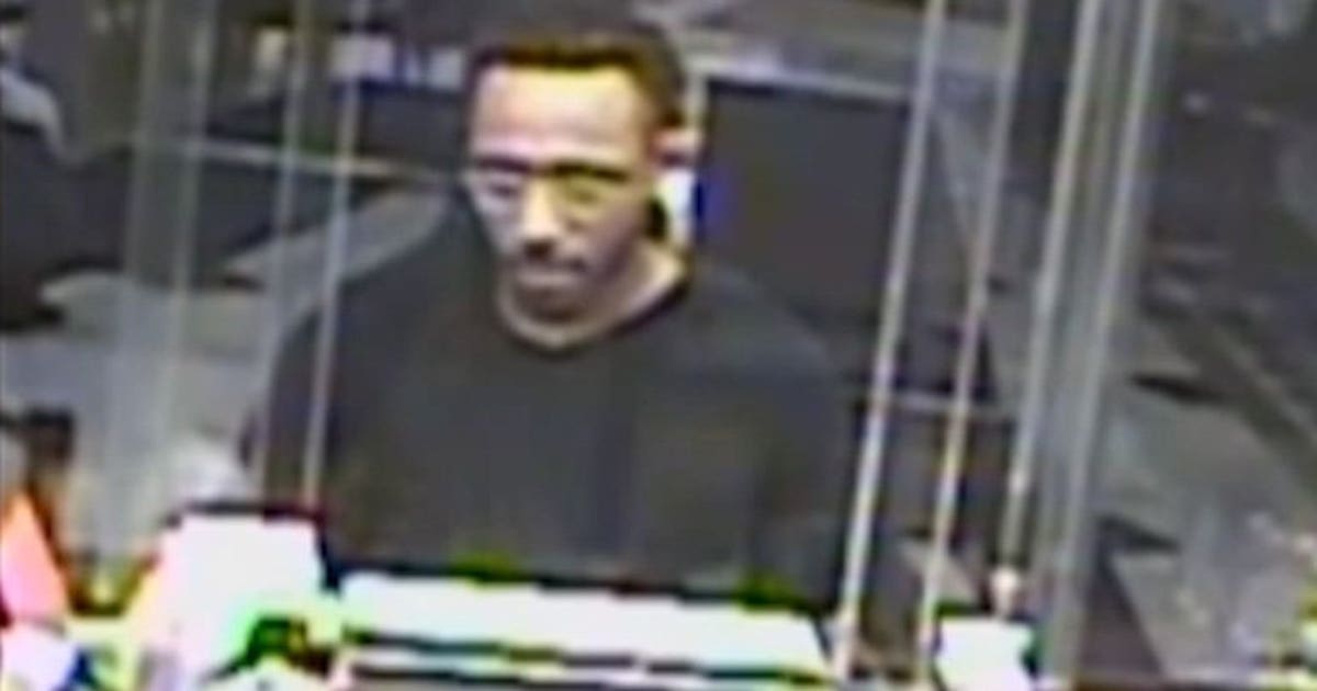 Caught on camera: Help Milwaukee police identify a bank robbery suspect ...