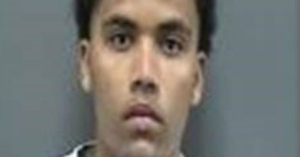 17-year-old convicted felon accused of firing stolen gun inside home ...