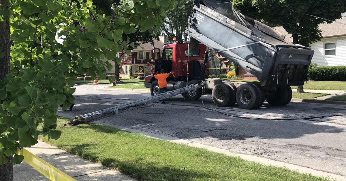 Power knocked out to at least 5 homes after crash involving dump truck ...