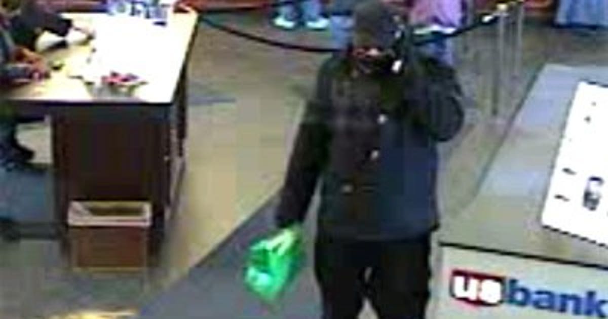 Milwaukee police search for armed robbery suspect | FOX6 Milwaukee