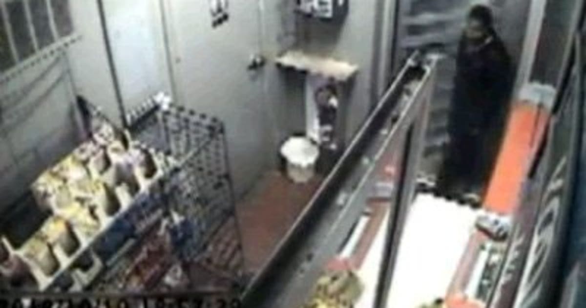 Police seeking two suspects in armed robbery caught on tape | FOX6 ...