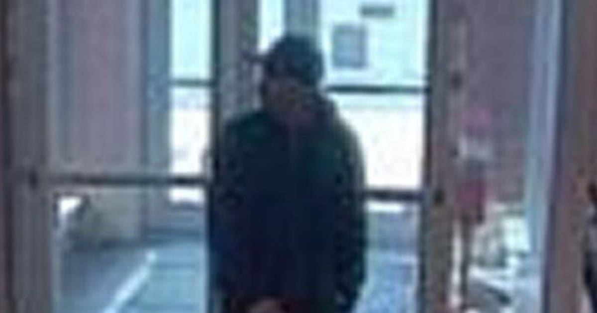 Milwaukee police need help identifying bank robbery suspect | FOX6 ...