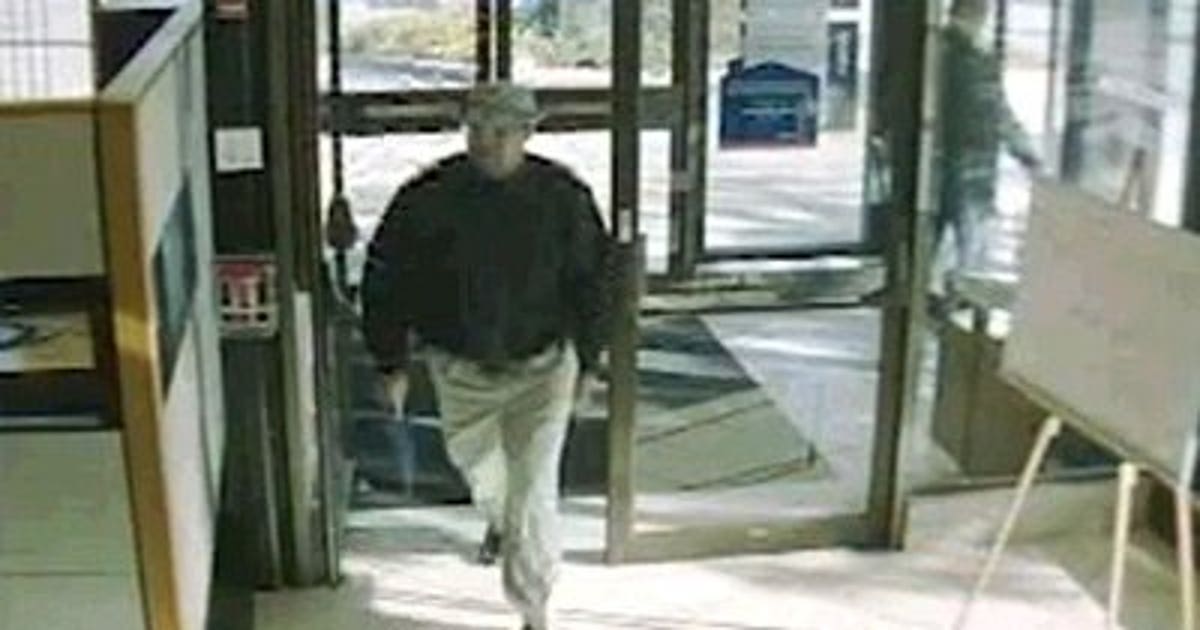 Milwaukee police need help to identify bank robbery suspect | FOX6 ...
