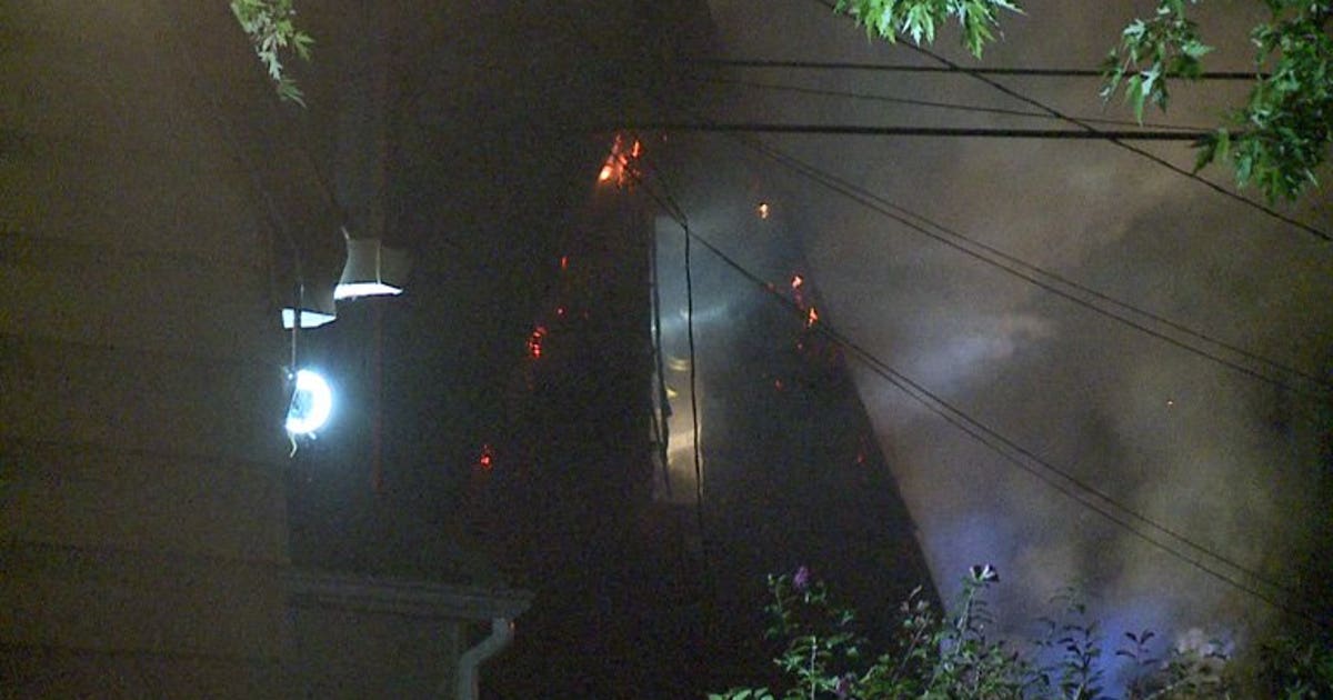 Milwaukee firefighters battle fire in vacant house near 53rd & Custer ...