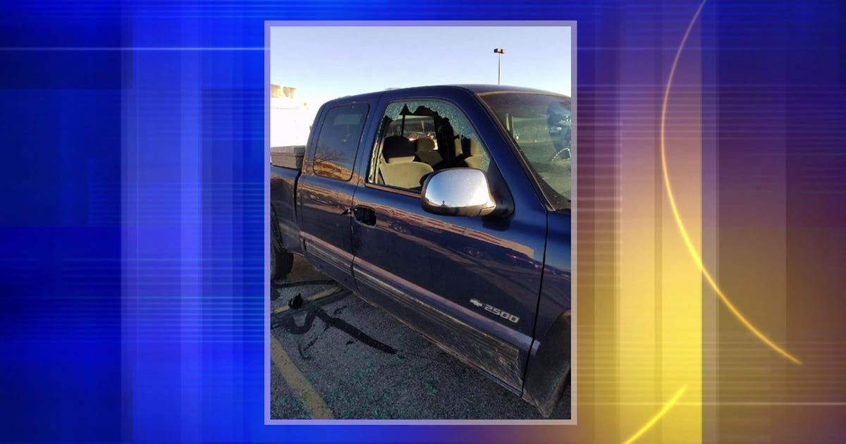 Robbery suspect takes briefcase from man's vehicle, writes himself ...