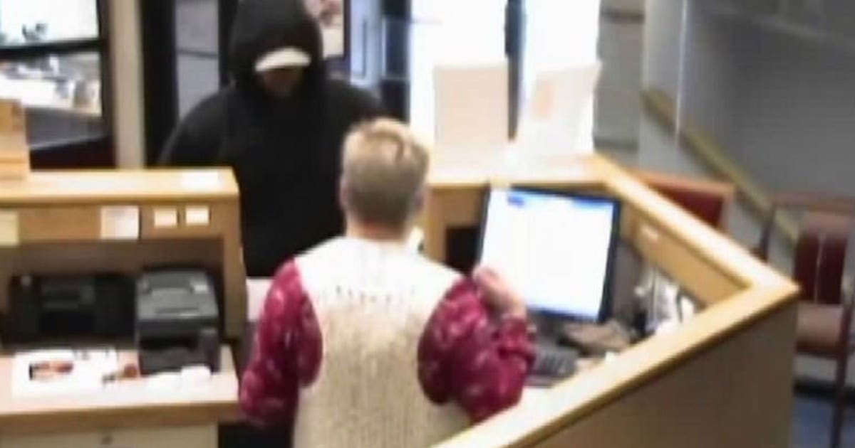 Man pleads guilty to 4 federal charges after 3 bank robberies in less ...