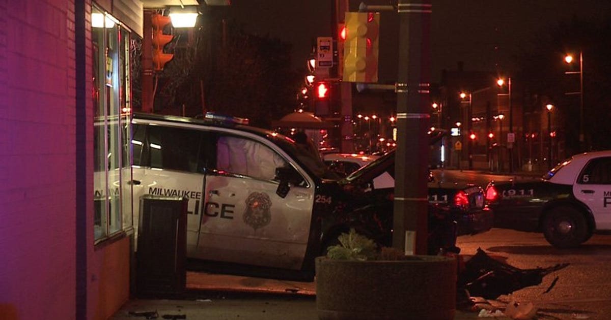 MPD squad car involved in crash near MLK and Center; 7 people taken to ...