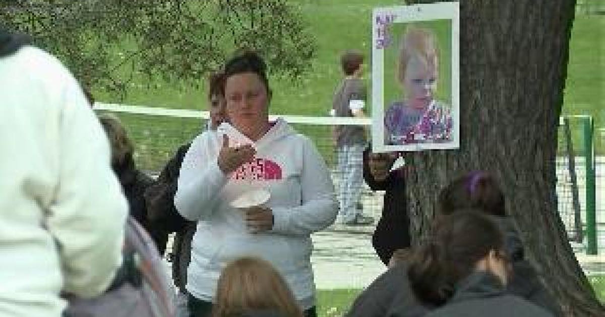 Mourners remember 3-year-old girl found dead in West Bend | FOX6 Milwaukee