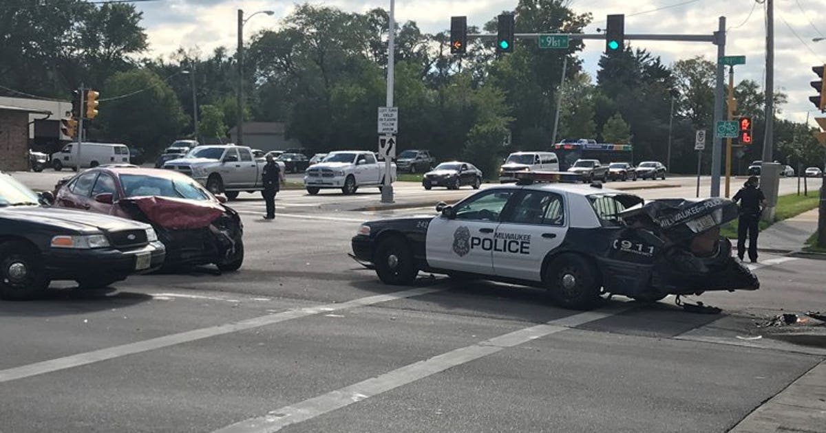 Milwaukee Police Department squad involved in crash, 2 officers hurt ...