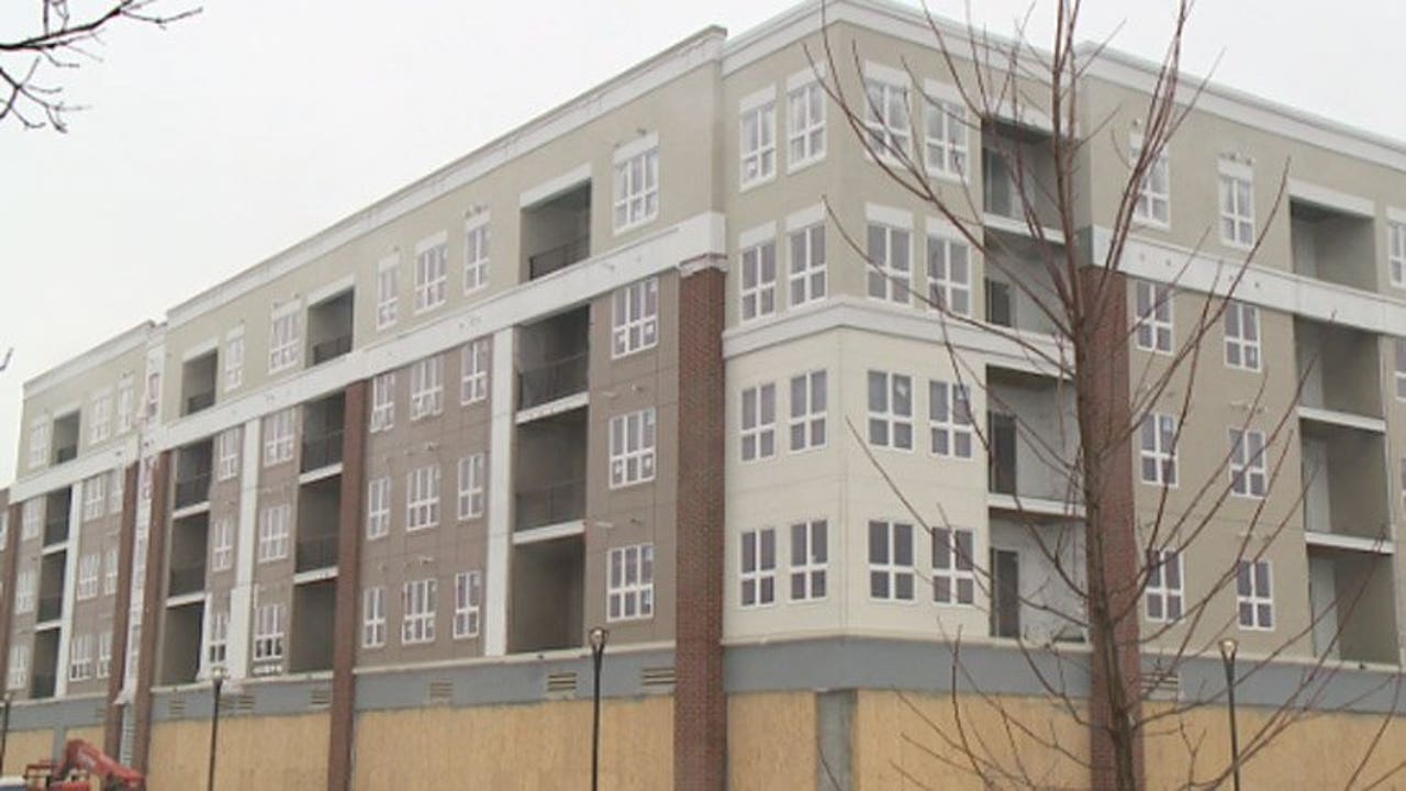 Corners of Brookfield closing all 'nonessential' businesses due to