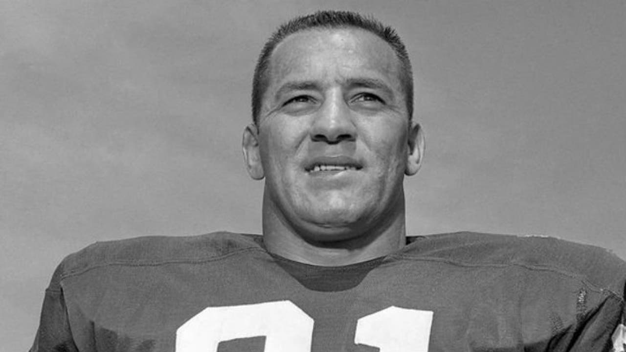 Jim Taylor, Hall Of Fame Fullback For Green Bay Packers, Dies At 83 ...