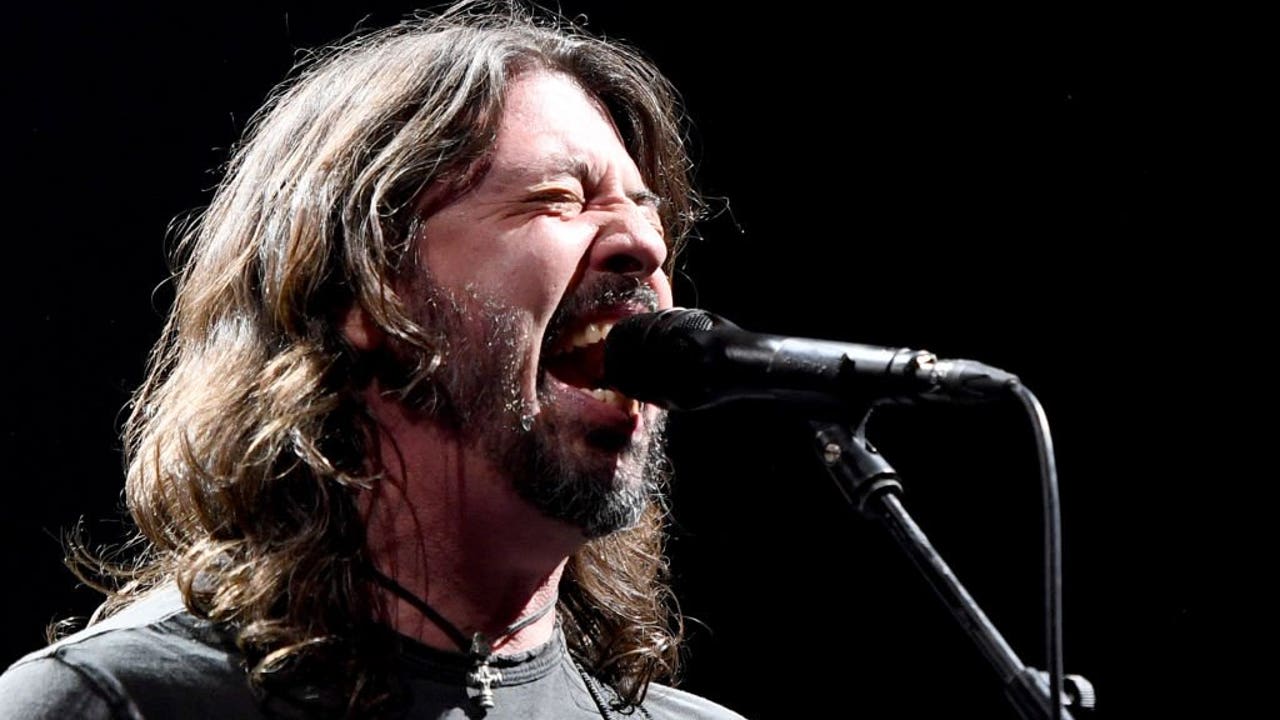 Foo Fighters singer Dave Grohl says 'teachers want to teach, not die