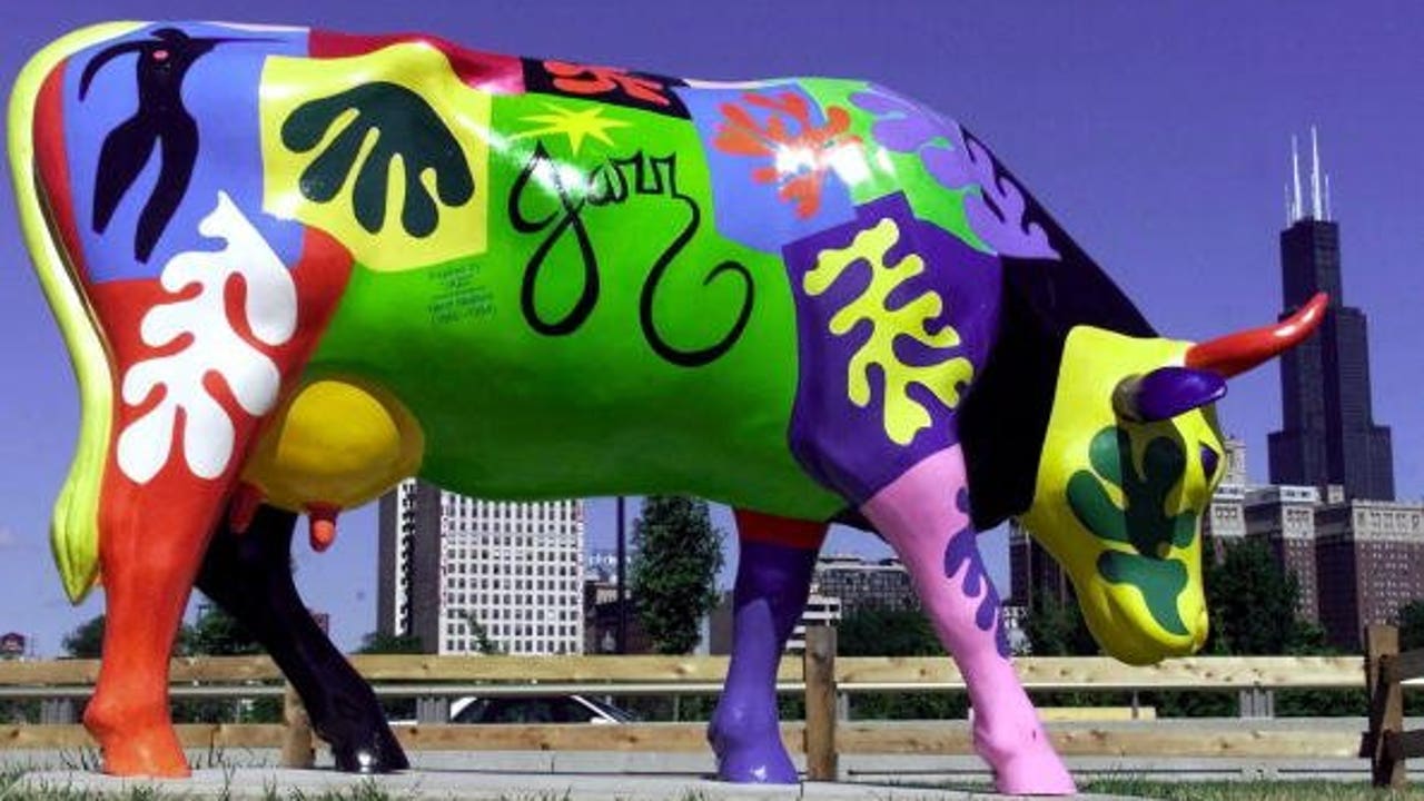 Fiberglass cows returning to Chicago | FOX6 Milwaukee