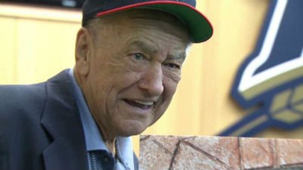 Baseball: Former Milwaukee Braves SS Johnny Logan dies at 86