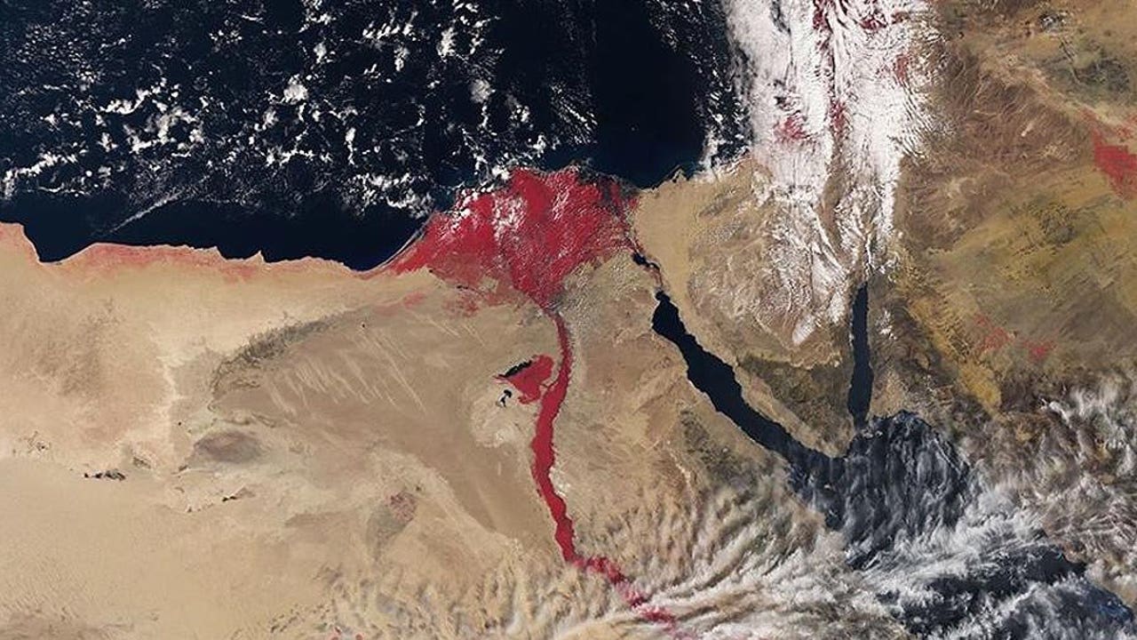 Satellite photo shows Nile River in blood red color