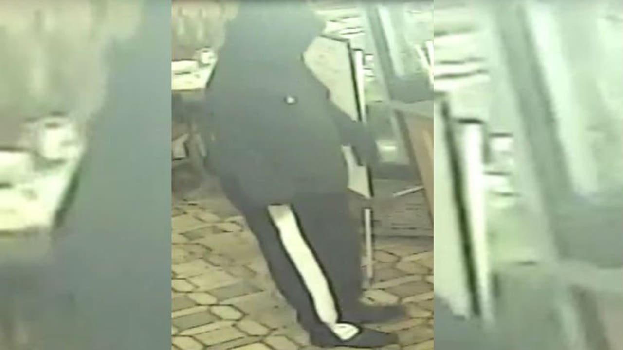 South Milwaukee police searching for suspect who robbed Sunrise Restaurant
