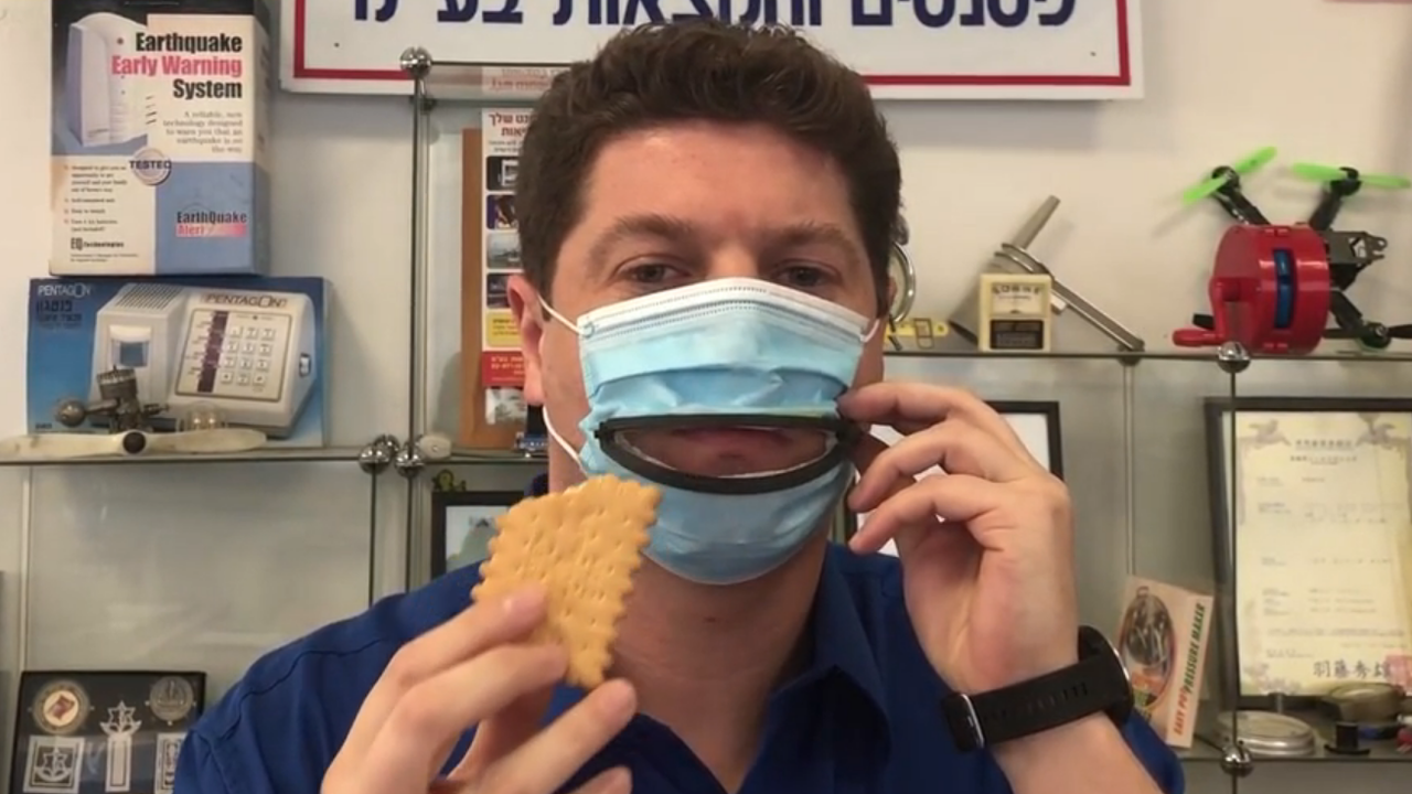 Company creates face mask that allows wearer to eat Company creates face mask that allows wearer to eat