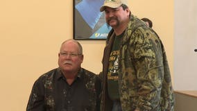 Former Green Bay Packers Coach Mike Holmgren stops in Greenfield