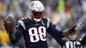 Tight end Martellus Bennett signs with the Green Bay Packers