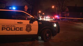 26-year-old man shot near 76th and Marion, police say