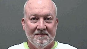 Prosecutors: Waukesha man accused of 6th OWI was transporting 82-year-old mother after drinking