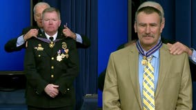 "True heroes:" Brian Murphy, Sam Lenda awarded Medal of Valor by Vice President Biden