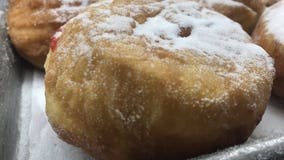 Paczki Day: Milwaukee's National Bakery prepares thousands