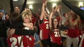 "Here we come Indy!" Wisconsin fans flock to area bars to cheer on Bucky Badger