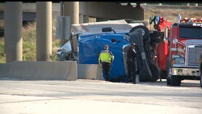 MCSO: Stadium interchange partially closed due to semi rollover