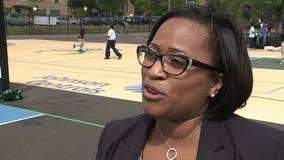 'Mixed emotions:' Darienne Driver stepping down as superintendent of Milwaukee Public Schools