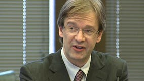 Abele may drop health insurance for Milwaukee County employees