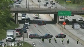 SB lanes of I-43 reopen at Locust after being closed for 'report of shots fired'