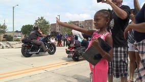 H-D parade spectators look on in awe: 'I don't know anything else that brings this many people together'