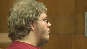 Dalton Vandeloo pleads not guilty to sexploitation charges